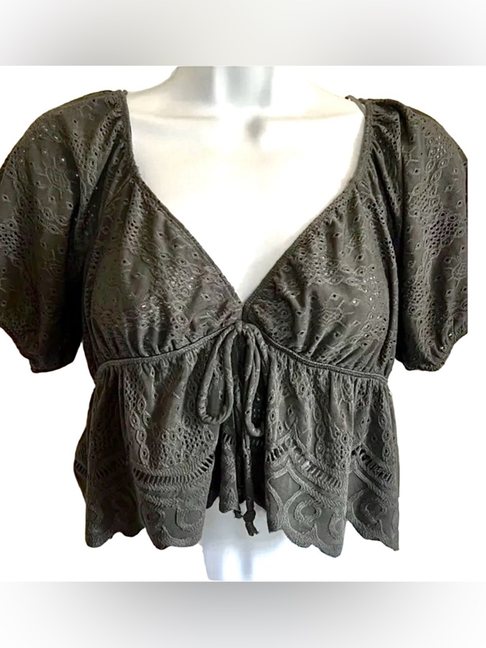 Urban Romantics Gray Eyelet Tie-Front Crop Top